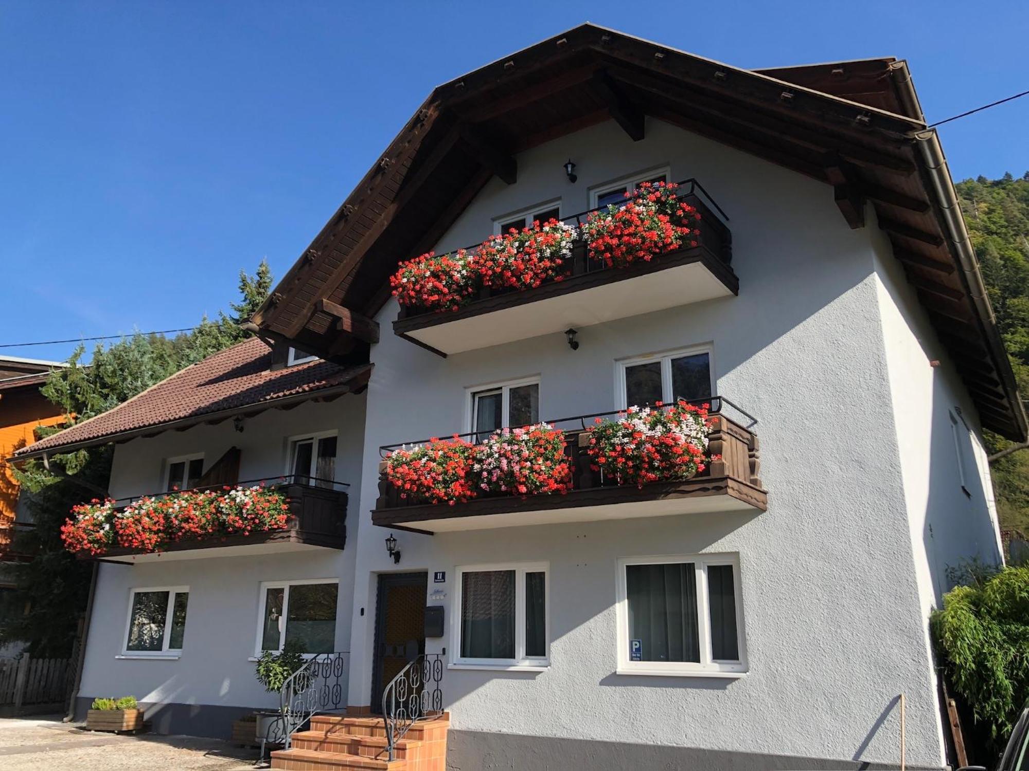 Appartement Kuhglocken Ferienhaus Fuenf Sinne Döbriach Екстериор снимка